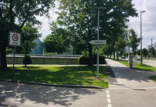 Neue Beleuchtung am Mecklenburgweg