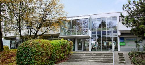 Freitagsöffnung der Bibliothek beschlossen